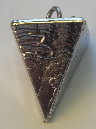 Half pyramid lead weights - half,