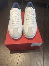 Valentino Garavani Stud Around