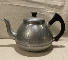 Vintage Swan Carlton Tea pot