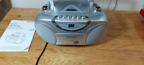 Hitachi stereo cd - stereo, cd/radio