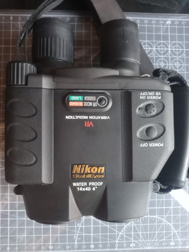 Nikon image stabilized - image,