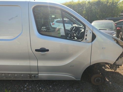 Vauxhall vivaro 2015 door - vauxhall,