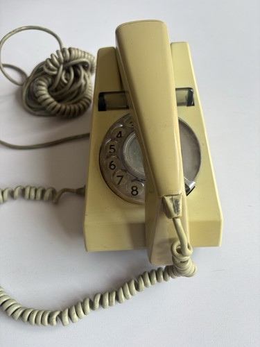 Vintage trim phone 722 rotary - vintage,