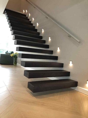 Cantilevered floating solid - cantilevered,