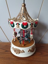 CHRISTMAS CAROUSEL vintage musical decoration MAISTO circa 1998 music box