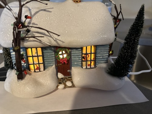 Dept holly hobbie - 56,