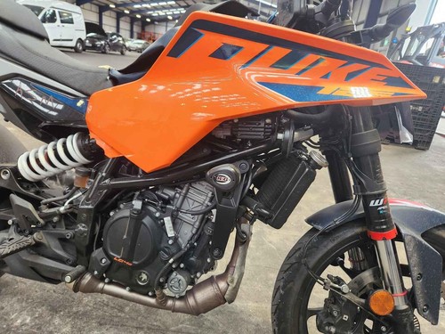 Ktm 125 duke - ktm, 24