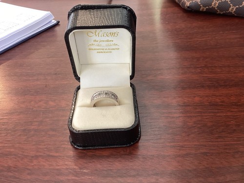 Beautiful silver diamond - beautiful,