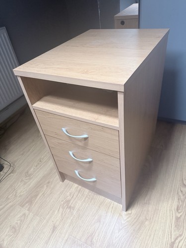 Solid oak wood side cabinet - oak,