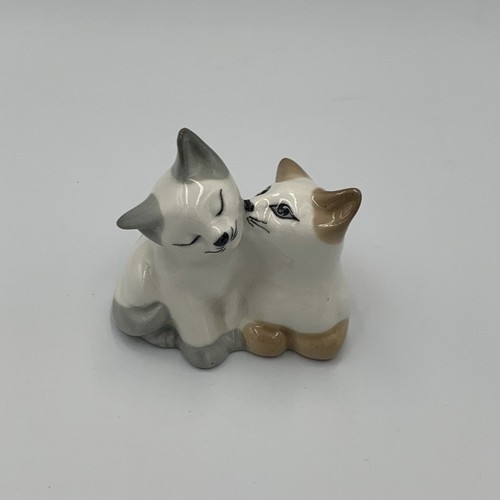 Vintage studio szeiler kissing - studio,