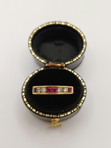 18ct yellow gold - 18ct,