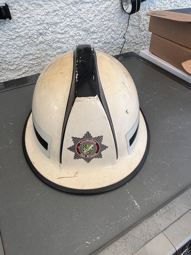Fireman service helmet - service,