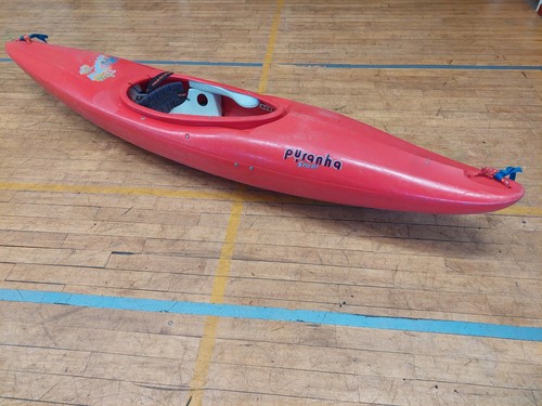 Pyranha mountain 300 kayak - pyranha,