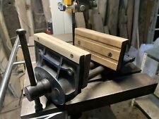 Record 52 P Carpenters Vice