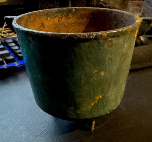 Antique vintage cauldron cast - ,