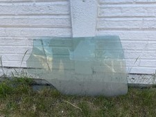 FORD TRANSIT CUSTOM FRONT LEFT PASSENGER SIDE DOOR GLASS BK21V21411A