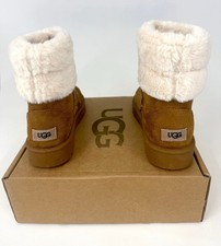 UGG Like Boots Size 6