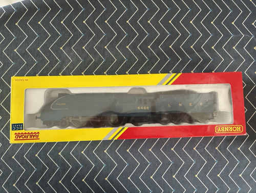 Hornby dcc ready gauge lner - ready, oo