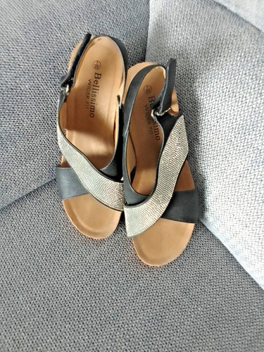 Ladies pavers sandals - size, 7