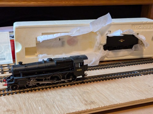 Hornby r2686b 0 class 5 - 4-6-0,