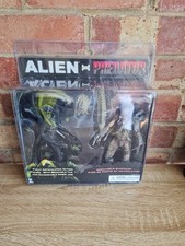 NECA Alien vs Predator Figures