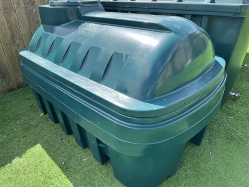 Balmoral bunded oil - oil, tank