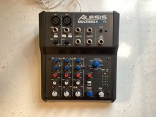ALESIS MULTIMIX USB FX 4