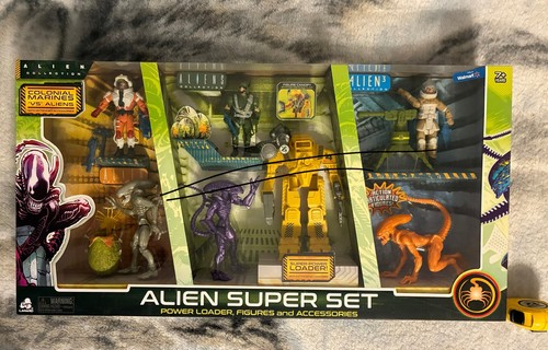 Lanard alien figure playset - alien,
