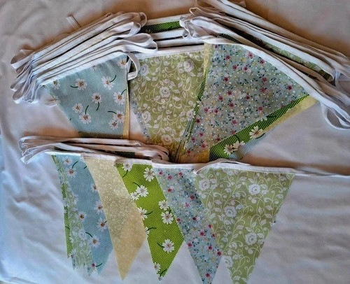 40ft green floral fabric - green,