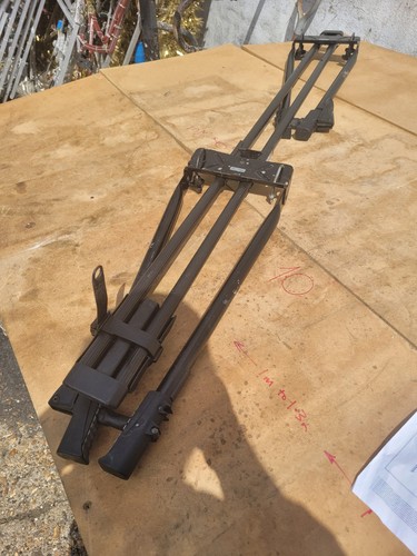 Thule roof bike - bike, rack