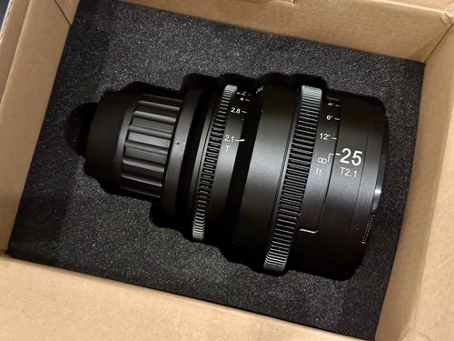 Slr magic 25mm 1 - slr,