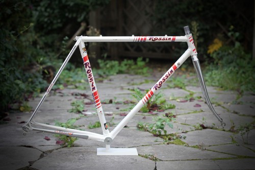 Rossin record frame - frame, /