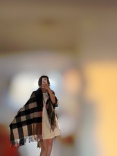 Burberry 100% Cashmere LARGE