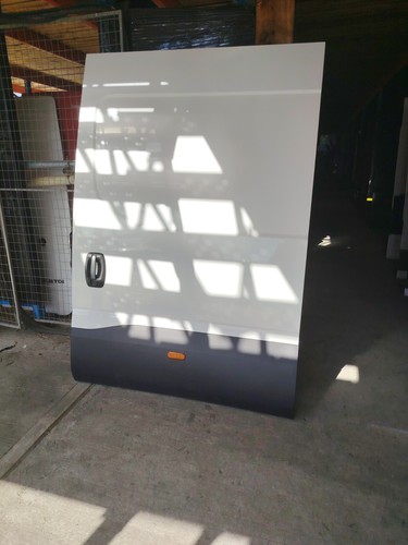 Iveco daily sliding door left - iveco,