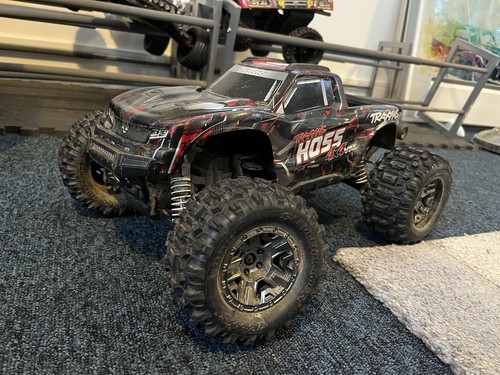 Traxxas hoss 4x4 vxl brushless - 4x4,