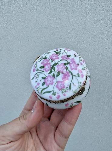 Vintage pink floral pattern - vintage,