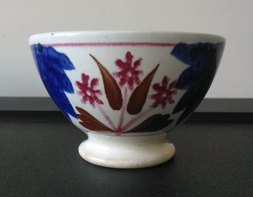 Antique spongeware bowl - spongeware, by