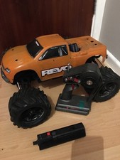 Traxxas Revo 3.3 Nitro RC Car