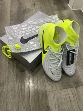 Nike Phantom Luna II Elite FG