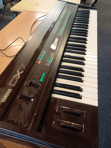 1983 yamaha dx7 early - 1983,
