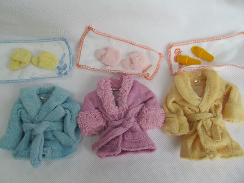 Fashion doll sized - 11",