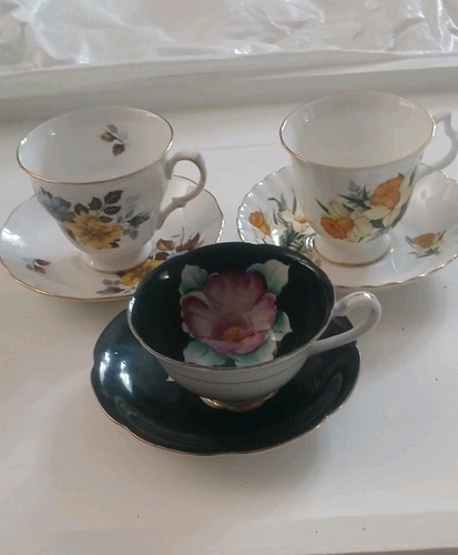 Set vintage tea - 3, cups