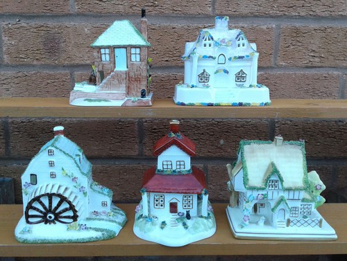 Coalport miniature cottages - miniature,