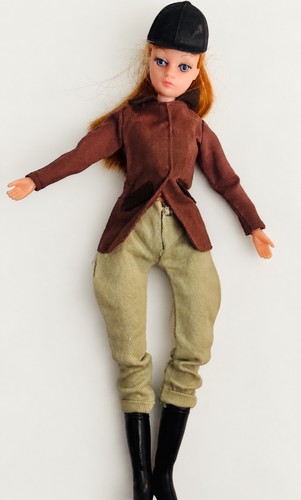 Pretty vintage palitoy - 💜,