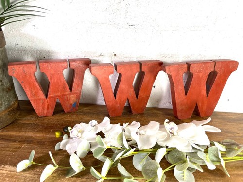 Letter vintage reclaimed - w,