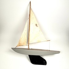 Vintage Pond Yacht Racing The