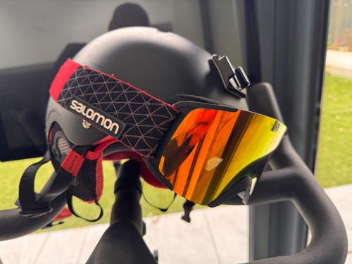 Clutch ski snowboarding - clutch, ski/snowboarding