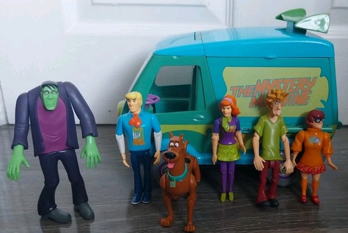Scooby doo mystery machine - scooby,