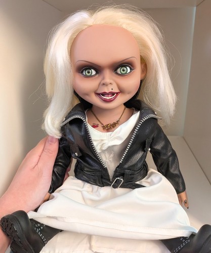 Sideshow collectibles tiffany - collectibles,