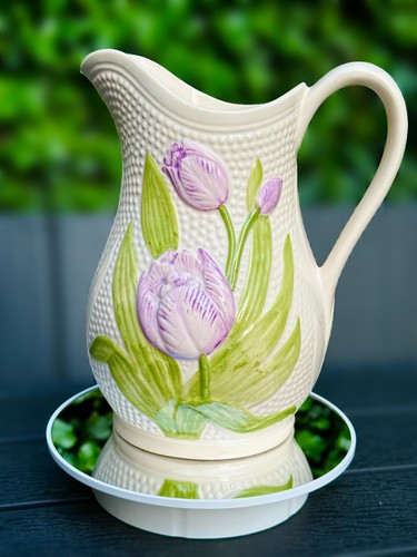 Vintage style cream colour - vintage,